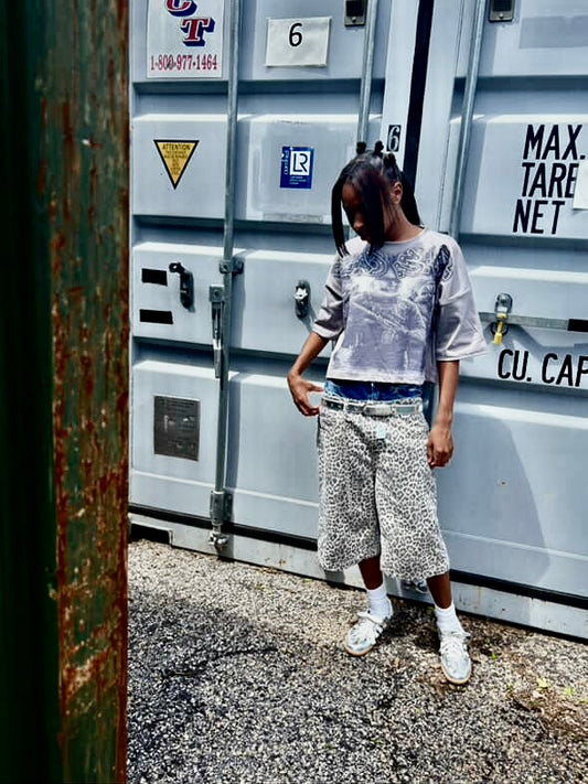 DeadShot “War” Cropped Tee